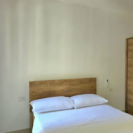 Merville Happy 083 - Happy Apartament *